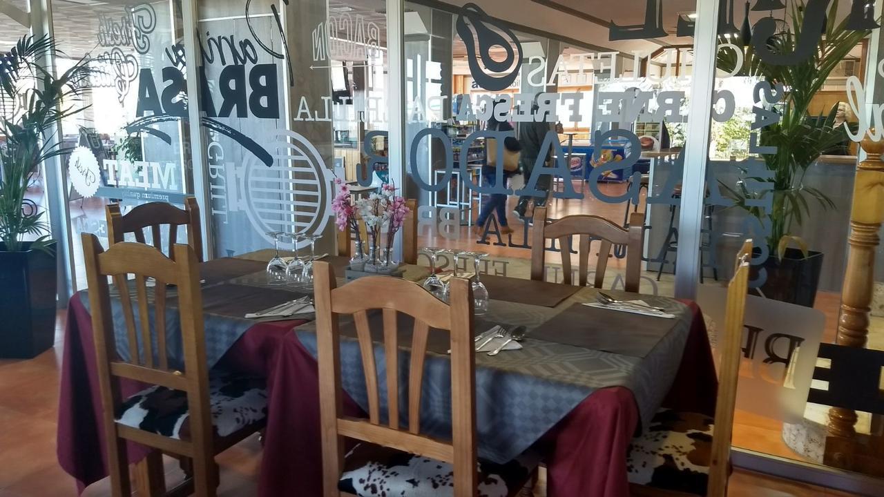 Hostal Venta Del Peral Cullar de Baza Ngoại thất bức ảnh
